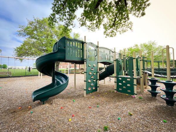 Playground Mulch Service in Lehigh Acres